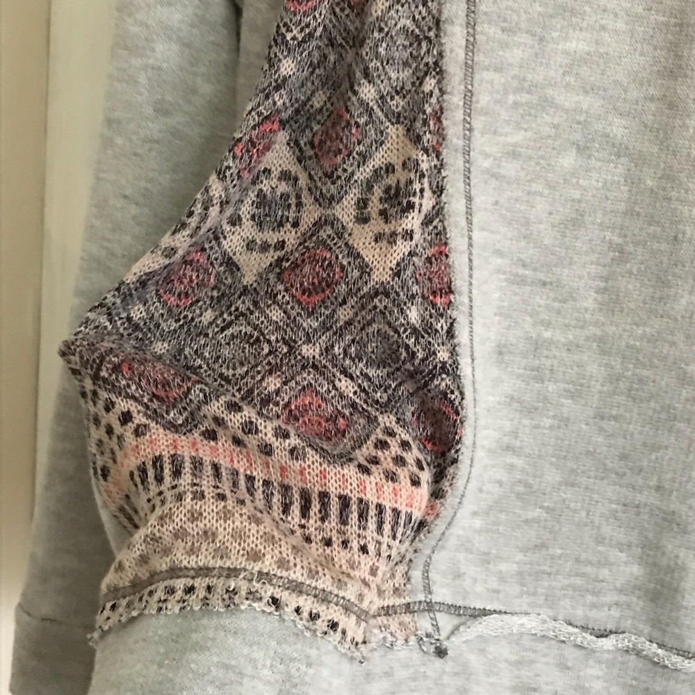 Jolt Juniors Sweater - Picture 3 of 6
